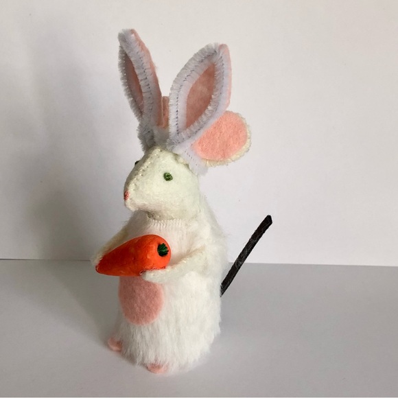 Bunny costumed felt mouse Art doll hand-sewn ready for an Easter Party, basket - Picture 3 of 10